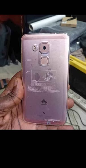 Téléphone Huawei – 64Go / RAM 4Go