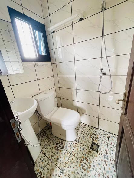 Chambre moderne à MAKEPE Missoke
