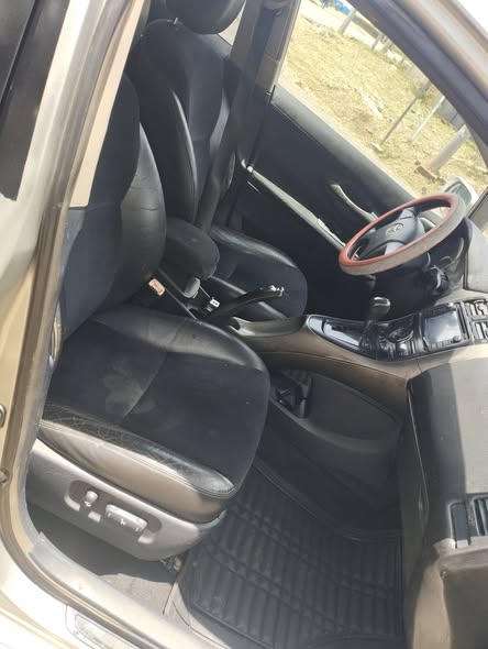 Toyota Blade 2008 à vendre