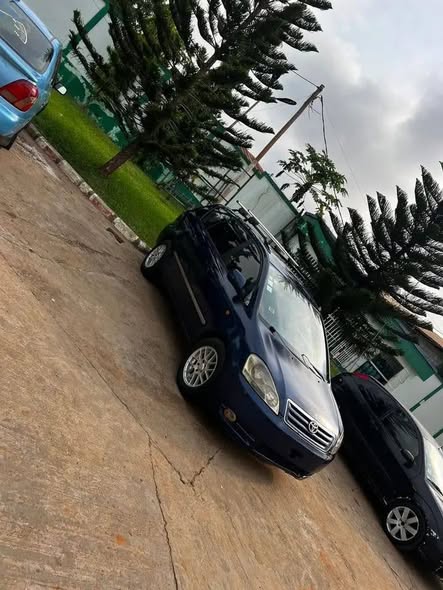 Voiture à vendre à Yaoundé