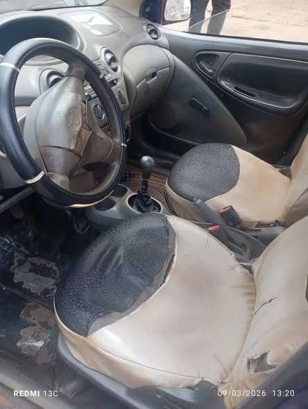 Yaris 2003 à vendre à Yaoundé