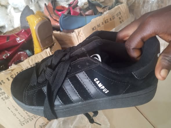 Chaussures disponibles à Bafoussam