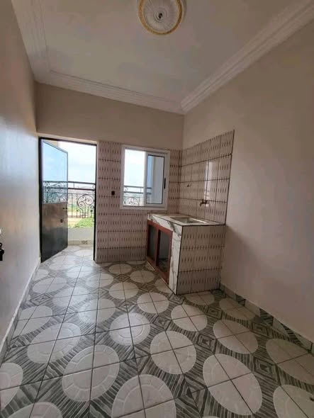 Appartement à louer à Biyem-Assi