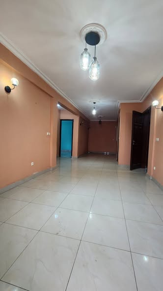 Joli appartement à louer à Odza