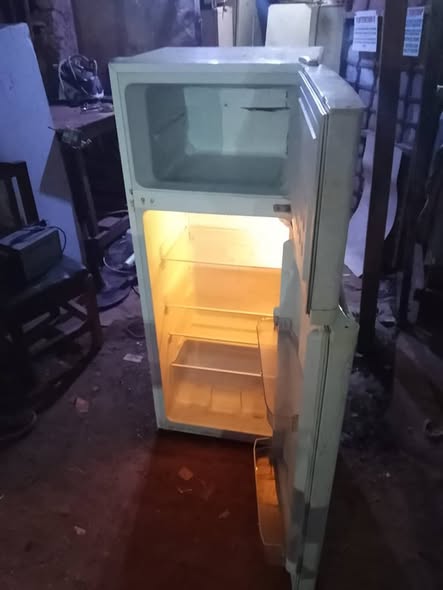 Frigo deux battants 230 litres