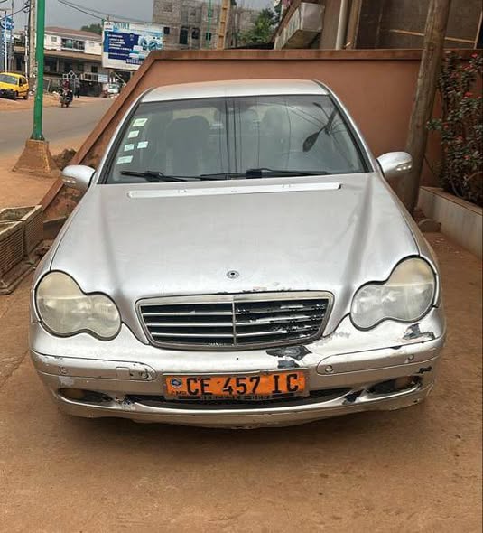 Mercedes kompressor c200 année 2002 à vendre
