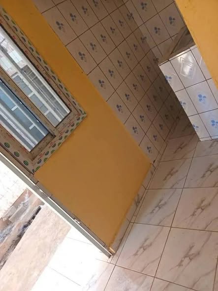 Chambre moderne à louer à Bafoussam