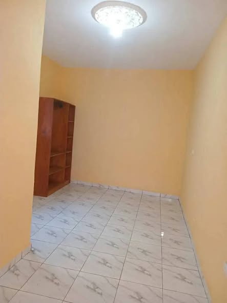 Chambre moderne à louer à Bafoussam
