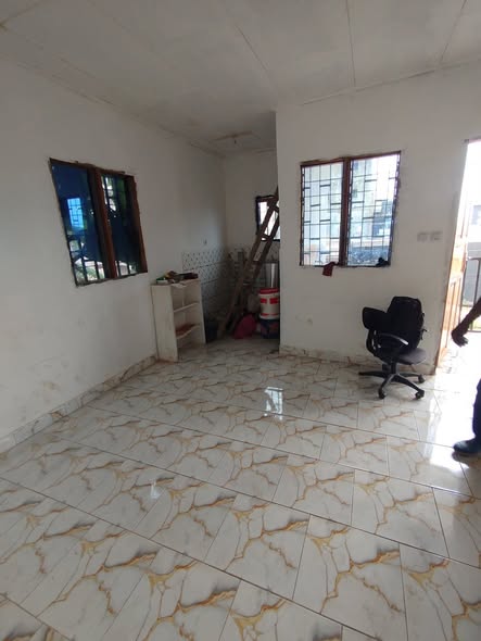 Studio moderne à louer à Ndogpassi