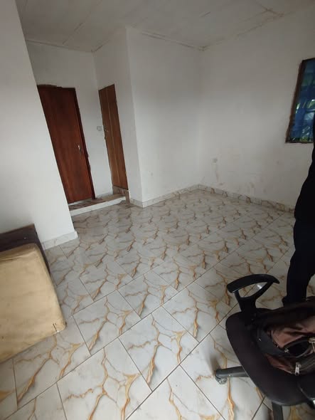 Studio moderne à louer à Ndogpassi