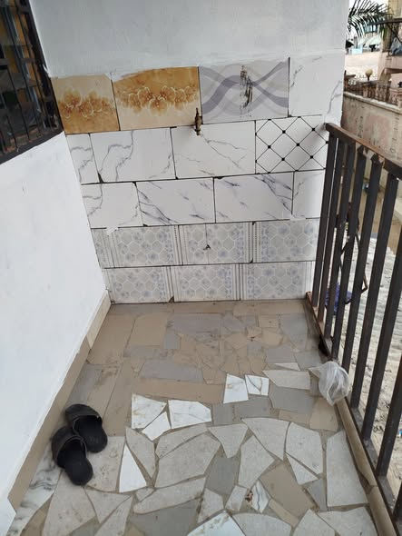 Studio moderne à louer à Ndogpassi