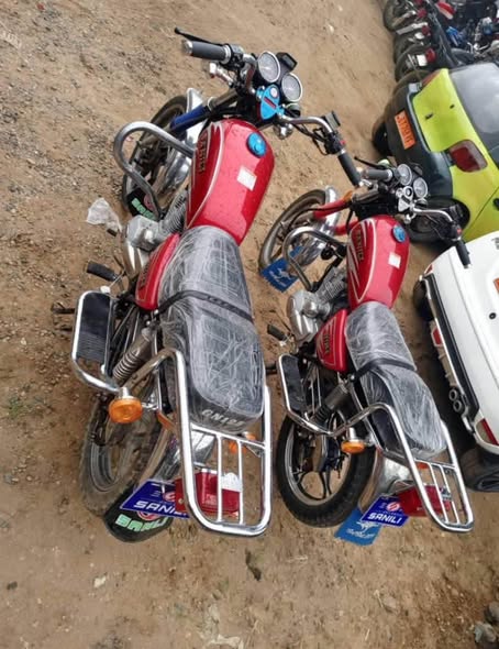 Moto à vendre avec facture d’origine