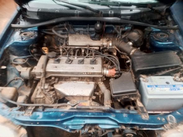 Toyota Carina E à vendre