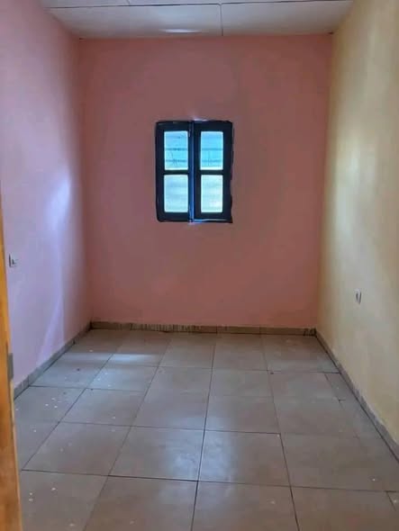 Studio à louer à Douala cité des palmiers