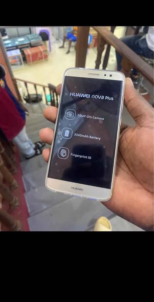 Téléphone Huawei – 64Go / RAM 4Go