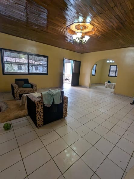 Duplex à louer à Jouvence