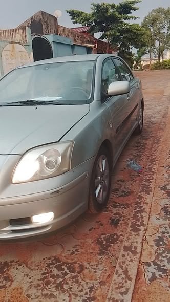 Toyota Avensis 2004 à vendre