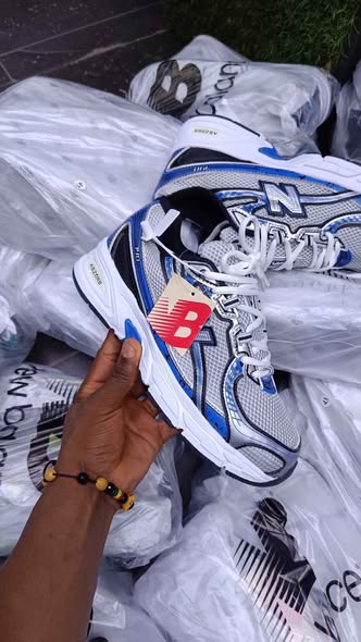 Chaussures disponibles à Douala