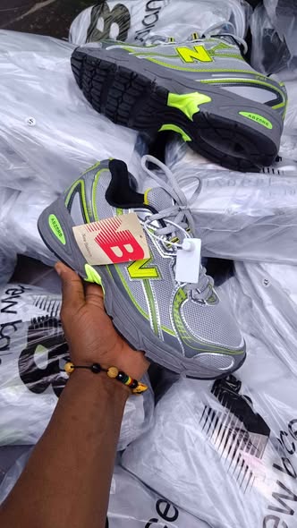 Chaussures disponibles à Douala
