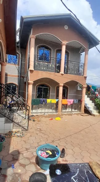 Joli studio moderne à louer à Nkolbisson