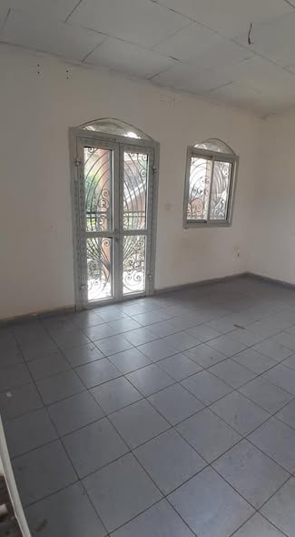 Joli studio moderne à louer à Nkolbisson