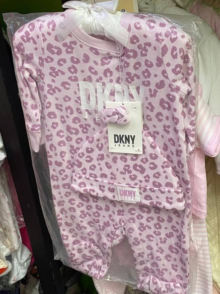 Vêtements mixtes et accessoires pour layette