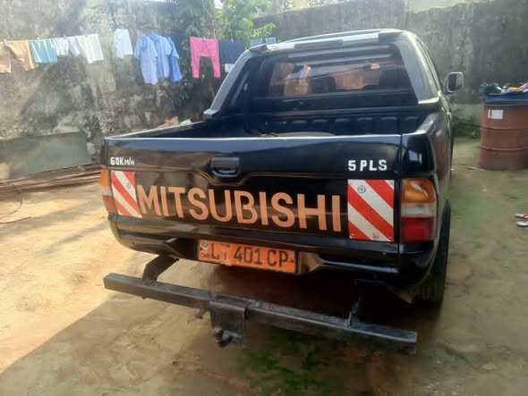 Mitsubishi l200 Manuelle Climatisé Système 4x4