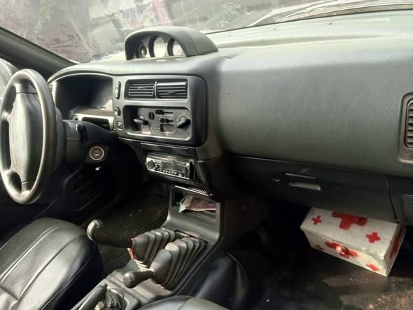 Mitsubishi l200 Manuelle Climatisé Système 4x4