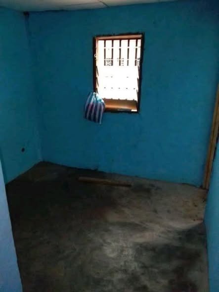 Grand studio moderne à louer à Nkoabang