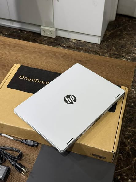 Laptop neuf scellé HP OmniBook 5 Flip