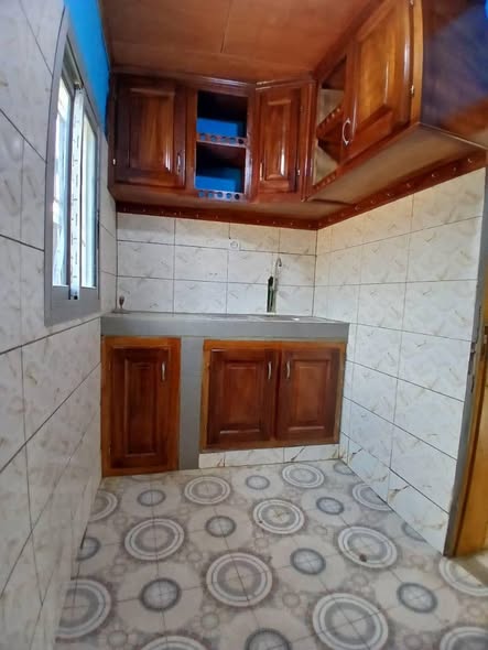 Studio moderne à louer à Damas