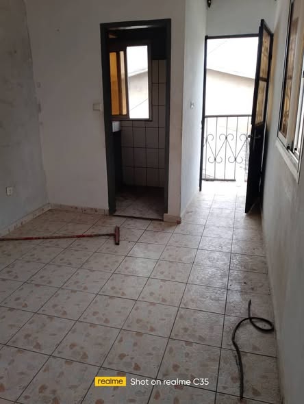 Studio moderne à Bonaberi