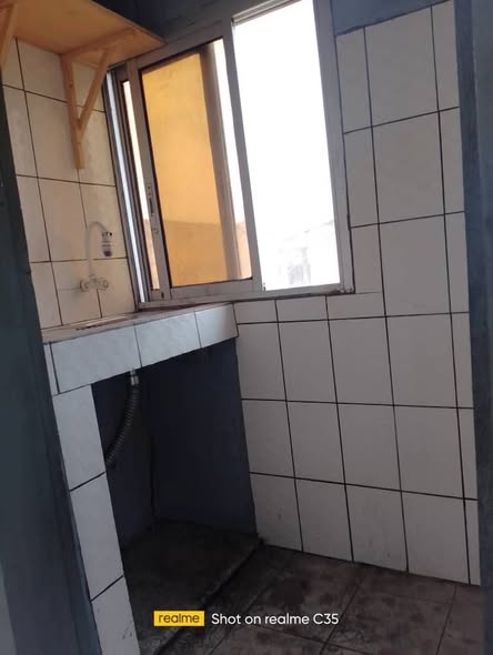Studio moderne à Bonaberi