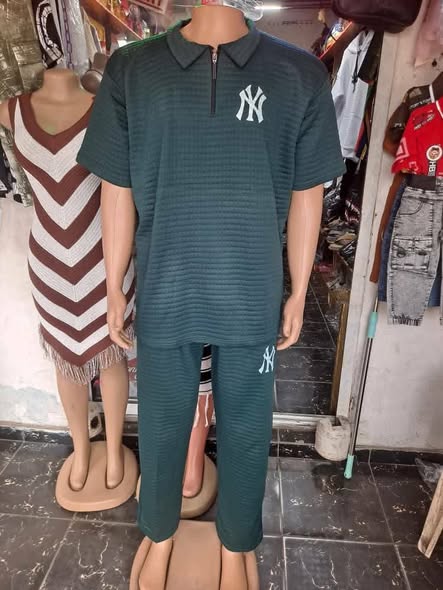 Ensemble homme à vendre