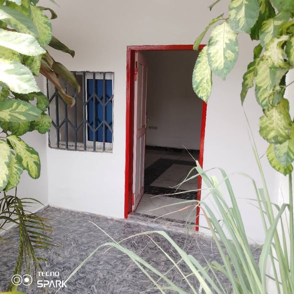Studio disponible à Bastos
