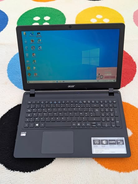 Laptop Acer propre et slim