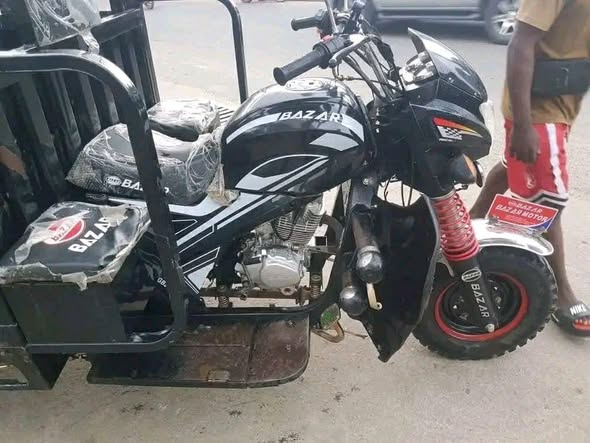 Moto tricycle bazar à vendre urgent
