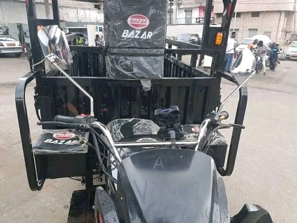 Moto tricycle bazar à vendre urgent