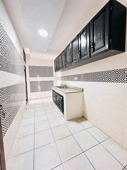 Appartement nouvellement construit à Ekoumdoum