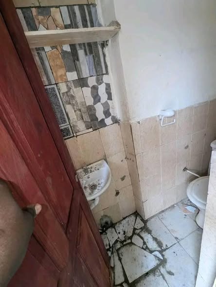 Chambre, salon à louer à Nsam