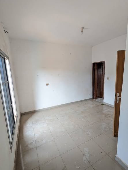 Studio moderne à louer à Yaoundé, ETOUDI