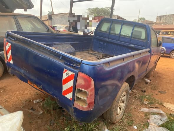 Coque Toyota pick-up bien propre