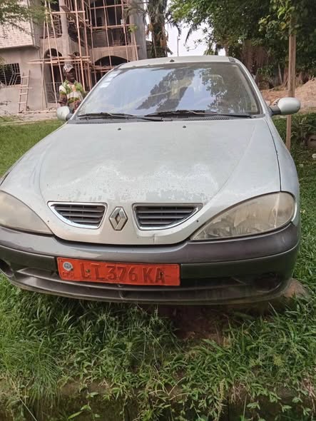 Renault Megane à vendre à Douala