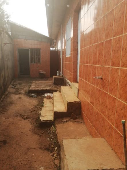 Studio moderne à louer à Bafoussam