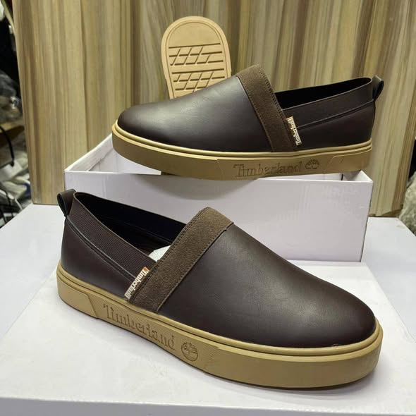Chaussures disponibles tailles 40 à 46