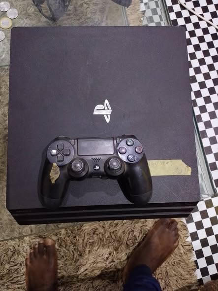 Console de jeu avec 10 jeux