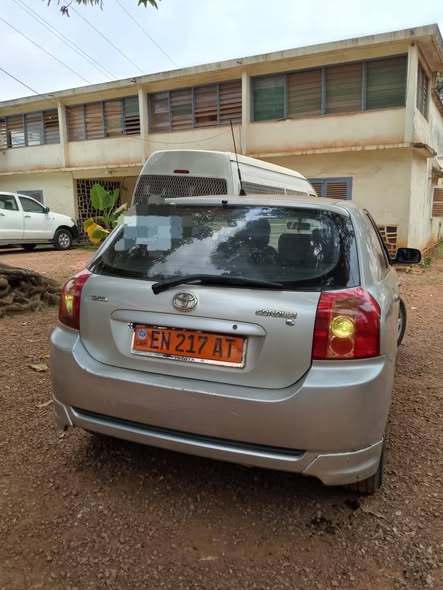 Toyota COROLLA 115 TS Année 2005