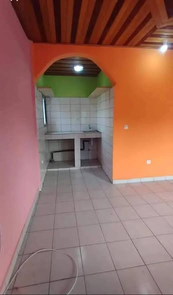 Studio moderne à JAPOMA