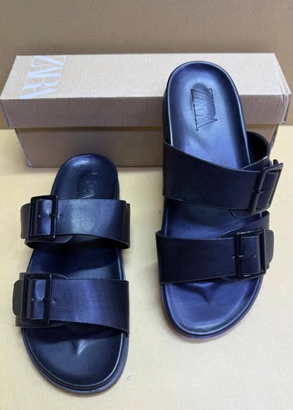 Sandales disponibles en tailles 37 à 42