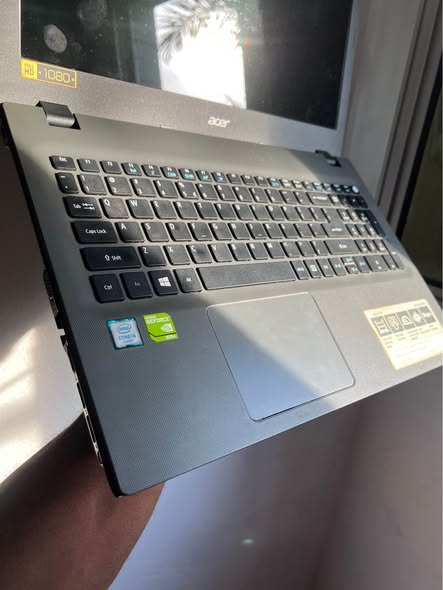 Gaming laptop ACER i5 6TH